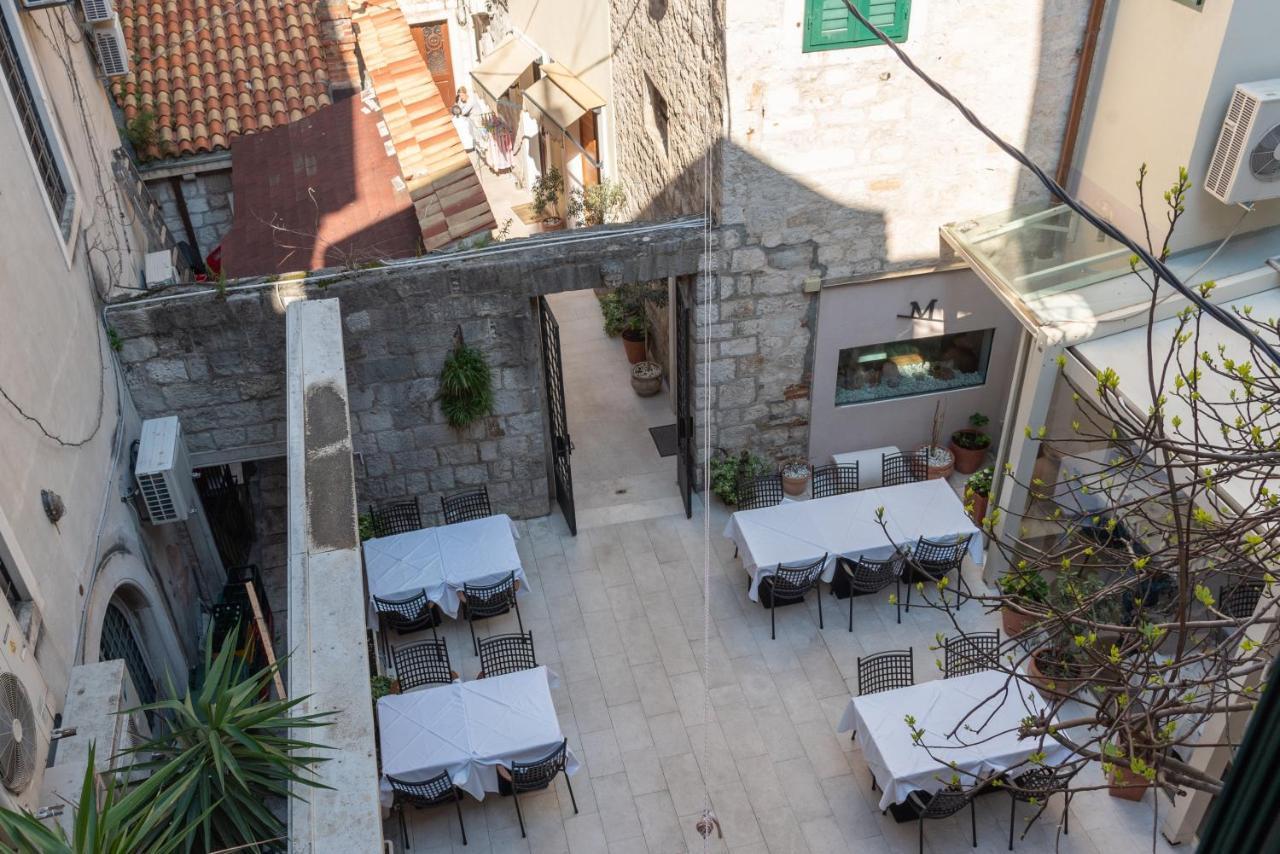 سبليت Camenno Apartments-The Heart Of Diocletian'S Palace-Open All Winter! المظهر الخارجي الصورة